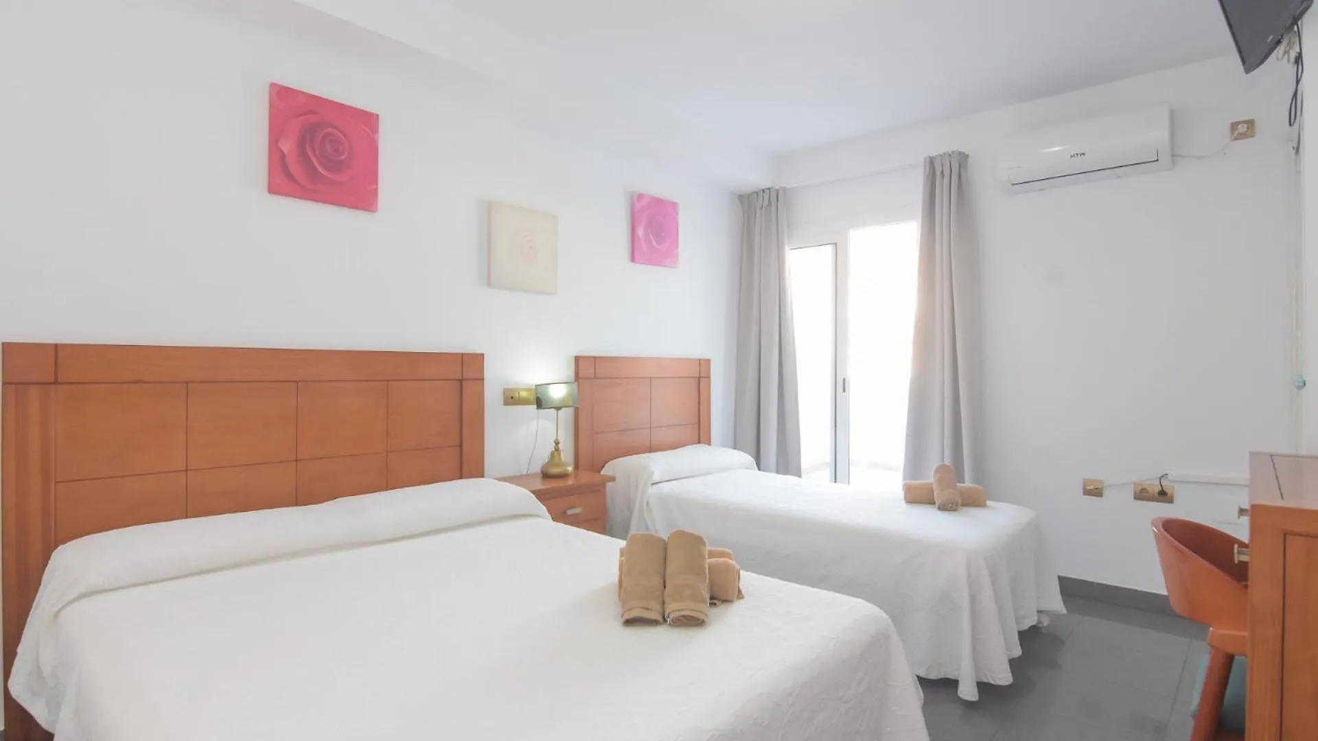 ** Guest house Hostal La Ermita Nerja Spain