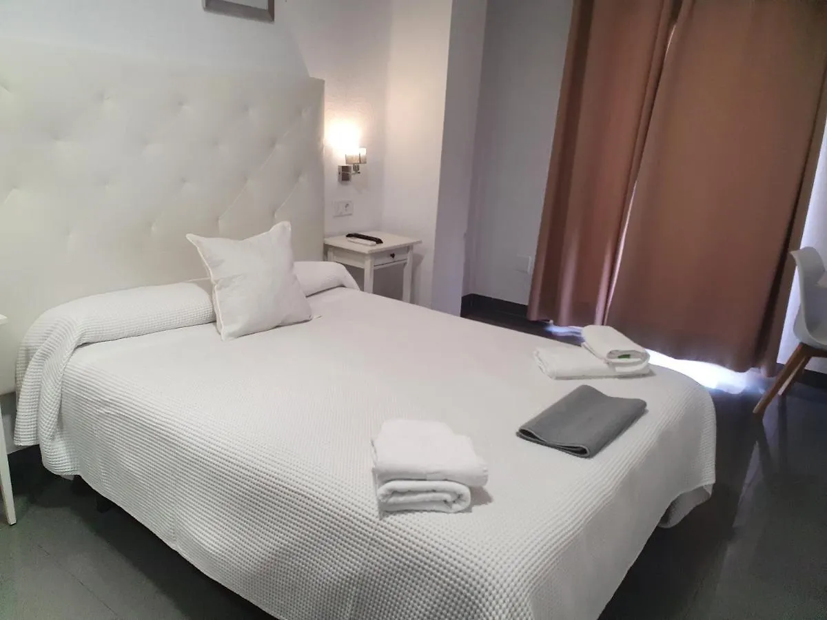 Hostal La Ermita Nerja Maison d'hôtes